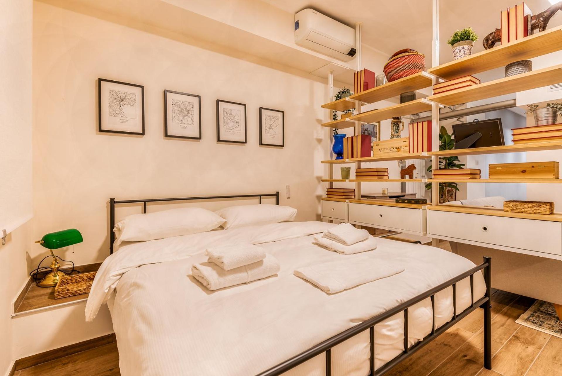 High-class Porta Venezia Flat Via Salvini Milan